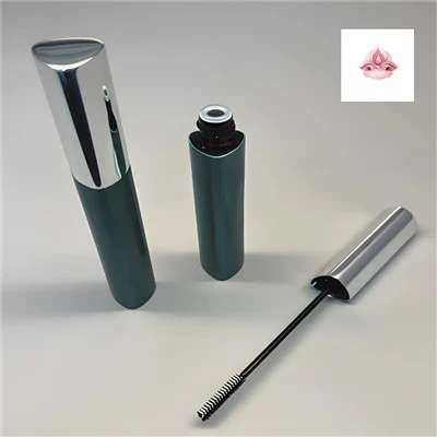 Ultra-thin Triangle Mascara Ultra-thin Triangle Mascara